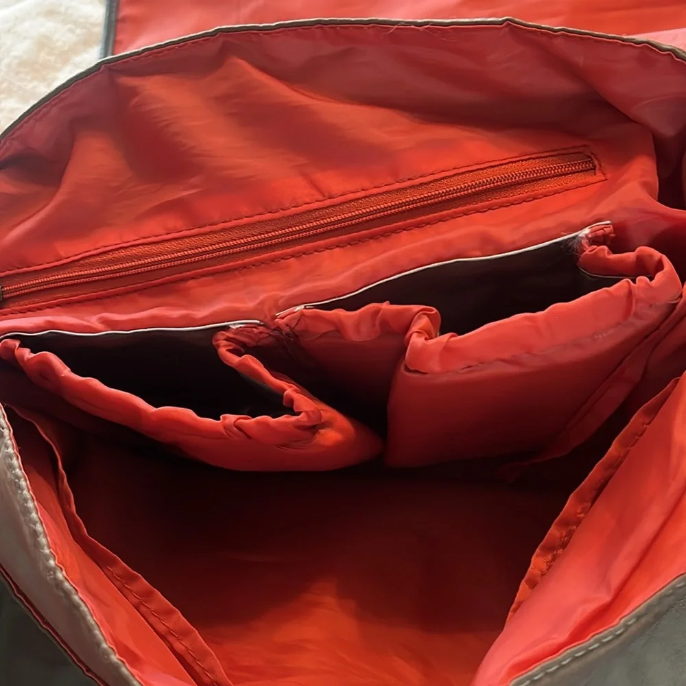 Eddie Bauer Nylon Messenger Bag Unisex
